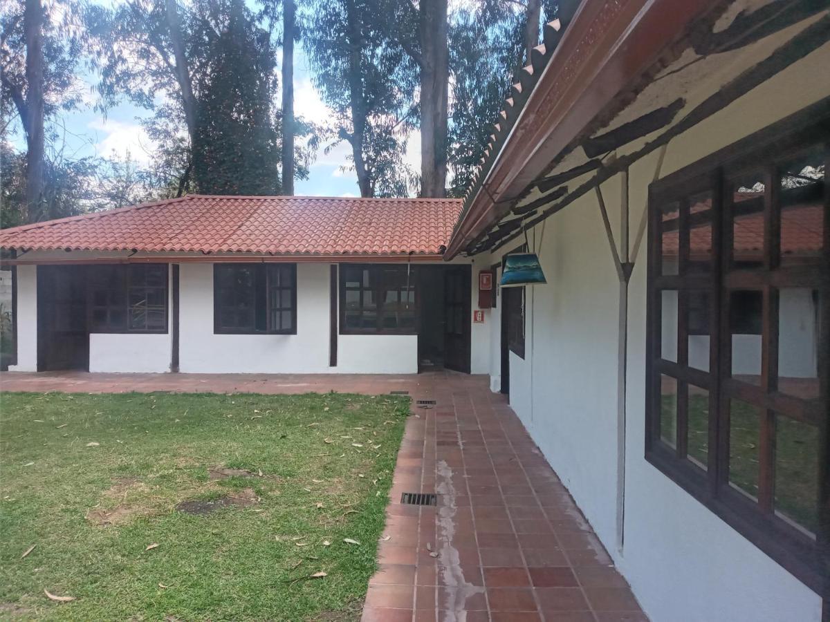 Quinta Los Eucaliptos Hotel Quito Exterior photo